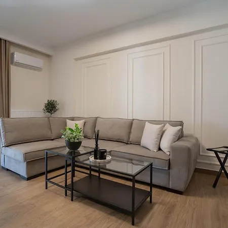 The Fourth - Where Four Becomes * 라리사