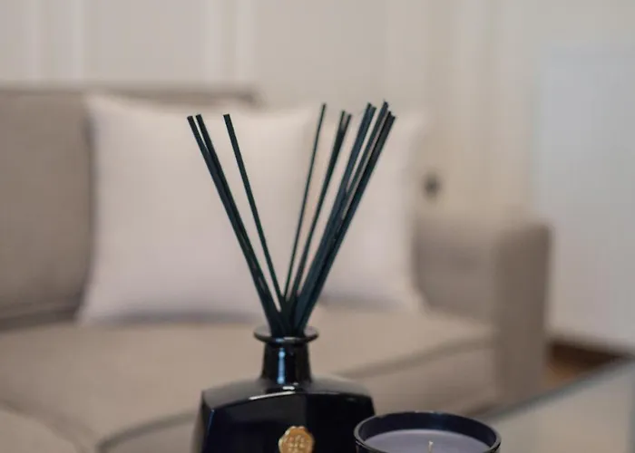 아파트 The Fourth - Where Four Becomes 라리사