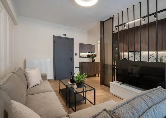 The Fourth - Where Four Becomes Apartamento *